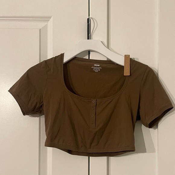 Skims Fits Everybody Tee - Picture 1 of 2